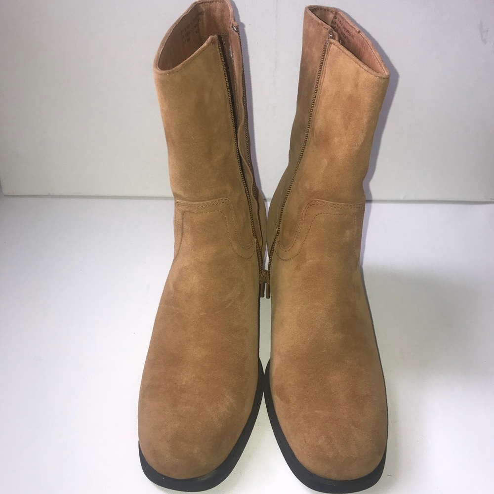 😍SALE😍  hush puppies tan boots 👢